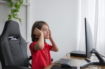 How to Optimize Gaming Mouse Settings for Competitive Play?